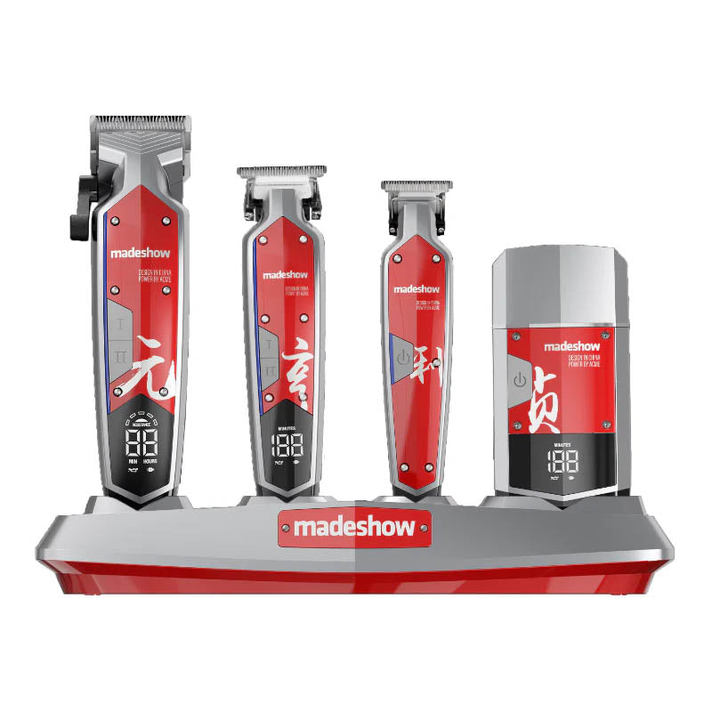 Madeshow 4-teiliges Barber-Set in Silber-Rot auf Ladestation