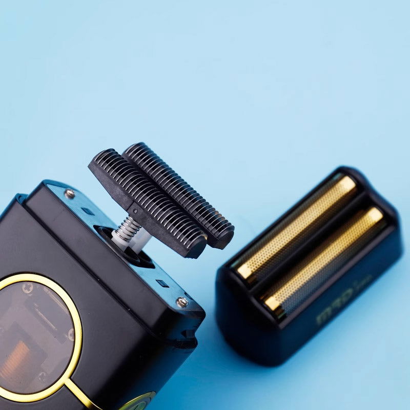 MRD Pro Vector foil shaver with foil head removed