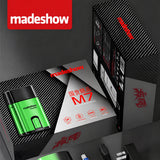 箱にグリーンの製品が印刷されたMadeshow M7のパッケージ。元の構図を維持