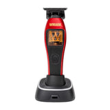 WMARK NG-XT1 レッド. 純正の黒・シルバー充電台に置いたトリマーの正面。1セットにつき本体1台