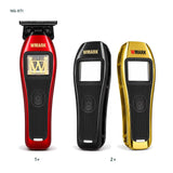 WMARK NG-XT1 レッド. 赤い本体1台と、装着カバーと同じ縮尺の黒・金の空の交換カバー2個